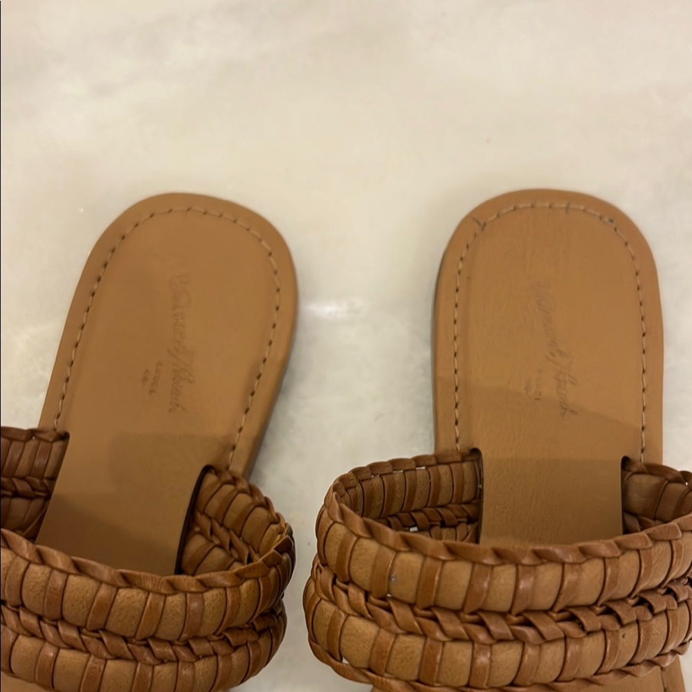 Universal Thread Tan Braided Sandals - Picture 2 of 4